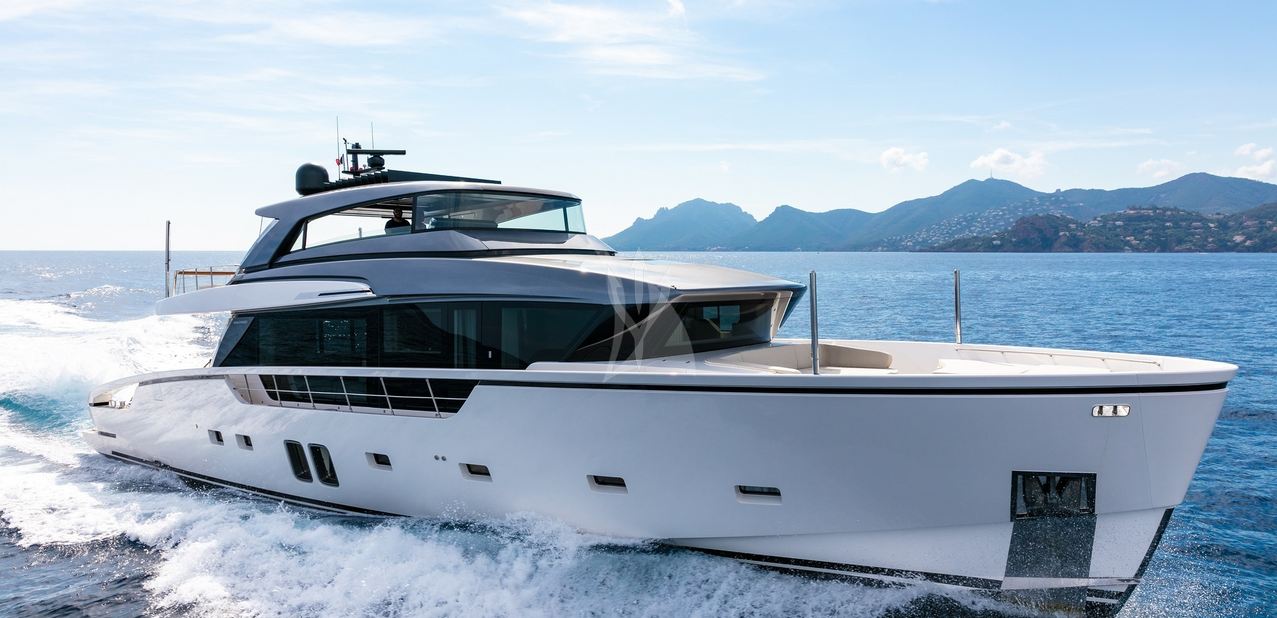 Belle De Nuit Charter Yacht