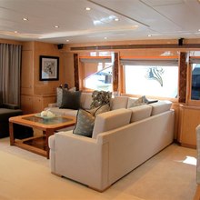 Irresistible Yacht 