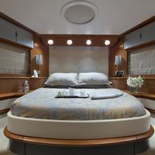 Low Blow Yacht 