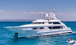 Oasis yacht charter 