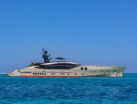 Superyacht DB9 offers luxury charters in the Bahamas
