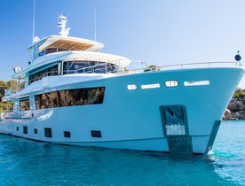 34m yacht MIMI LA SARDINE offers last remaining availability for South of France charter 