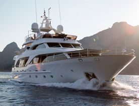 Motor Yacht SALU Reveals Discounted Charter Gap in the Mediterranean