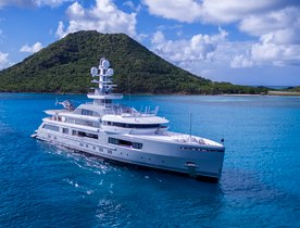 Superyacht CLOUDBREAK offers once in a lifetime experience in Madagascar