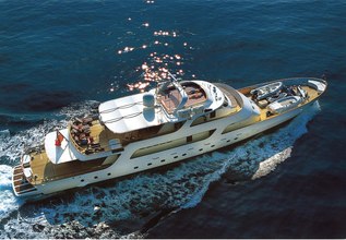 Mar Charter Yacht at Palm Beach Boat Show 2017