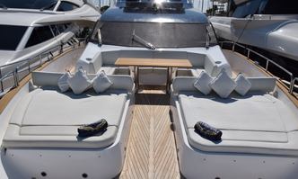 Ray 3 yacht charter Sunseeker Motor Yacht