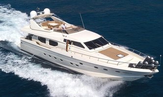 Silvia yacht charter Posillipo Motor Yacht