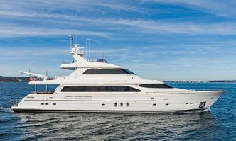Dragonfly yacht charter Horizon Motor Yacht