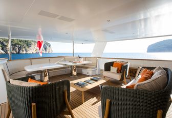 Outdoor seating onboard charter yacht MQ2