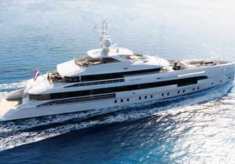 Orion Yacht Charter in Acklins & Crooked Island