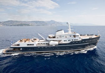 Legend Yacht Charter in Montenegro