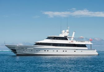 Shorething Yacht Charter in South Pacific