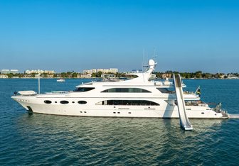 Sweet Caroline II Yacht Charter in The Exumas