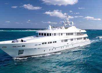 OCeanos yacht charter in Mykonos