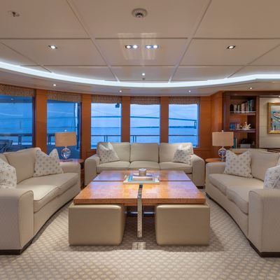 Bella Vita Yacht 12
