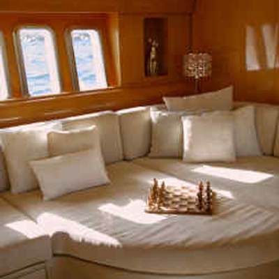Pure Yacht 13