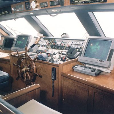 White Knight Yacht 15