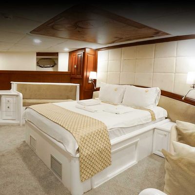 Virtuoso Yacht 12