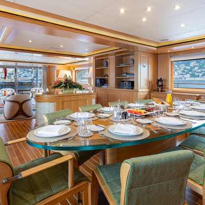 Hana Yacht 14