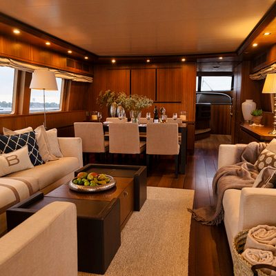 Xumi Yacht 11