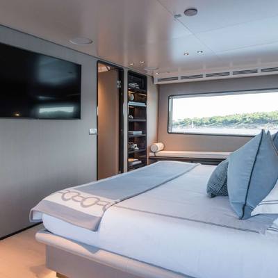Mrs L Yacht 14