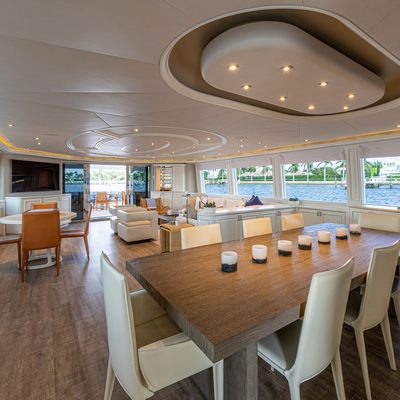Spirit Yacht 15