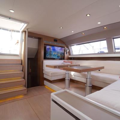 Aenea Yacht 13