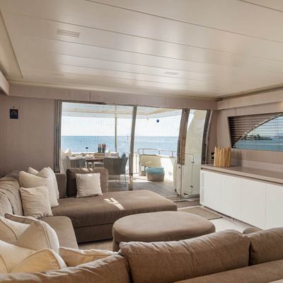 Minou Yacht 12