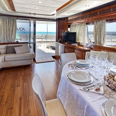 Aqva Yacht 11