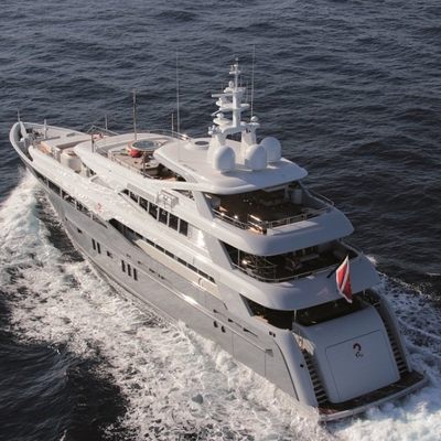 2 Ladies Yacht 12