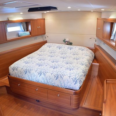 Terra Di Mezzo Yacht 13