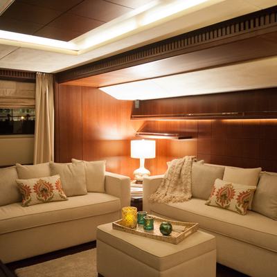 Tail Lights Yacht 13