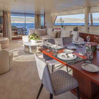 Grace Yacht 14