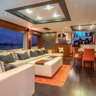 Sydney Yacht 12
