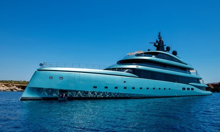 Watch: Official video for Admiral yacht KENSHÕ