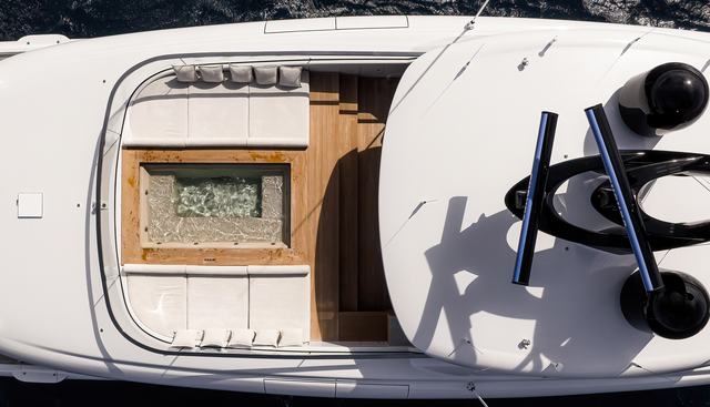 Ace Yacht 5