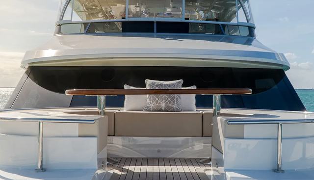 Iridescence Yacht 2