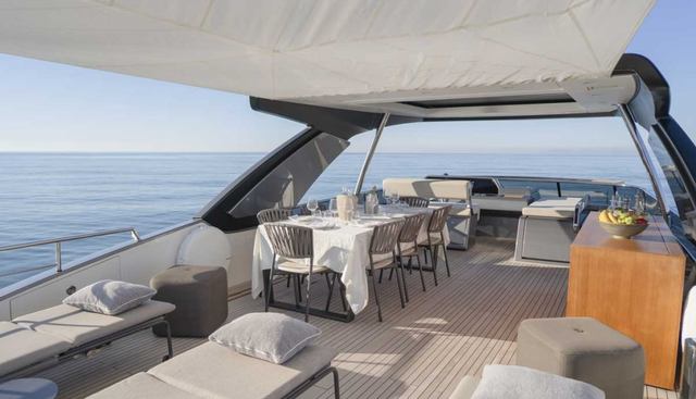 EM3 Yacht 2