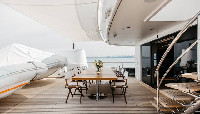 Heeus Yacht 2