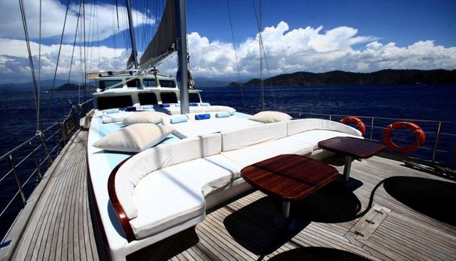 Ece Arina Yacht 2